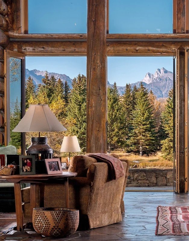 Jackson WY log home with Teton mountain vibes